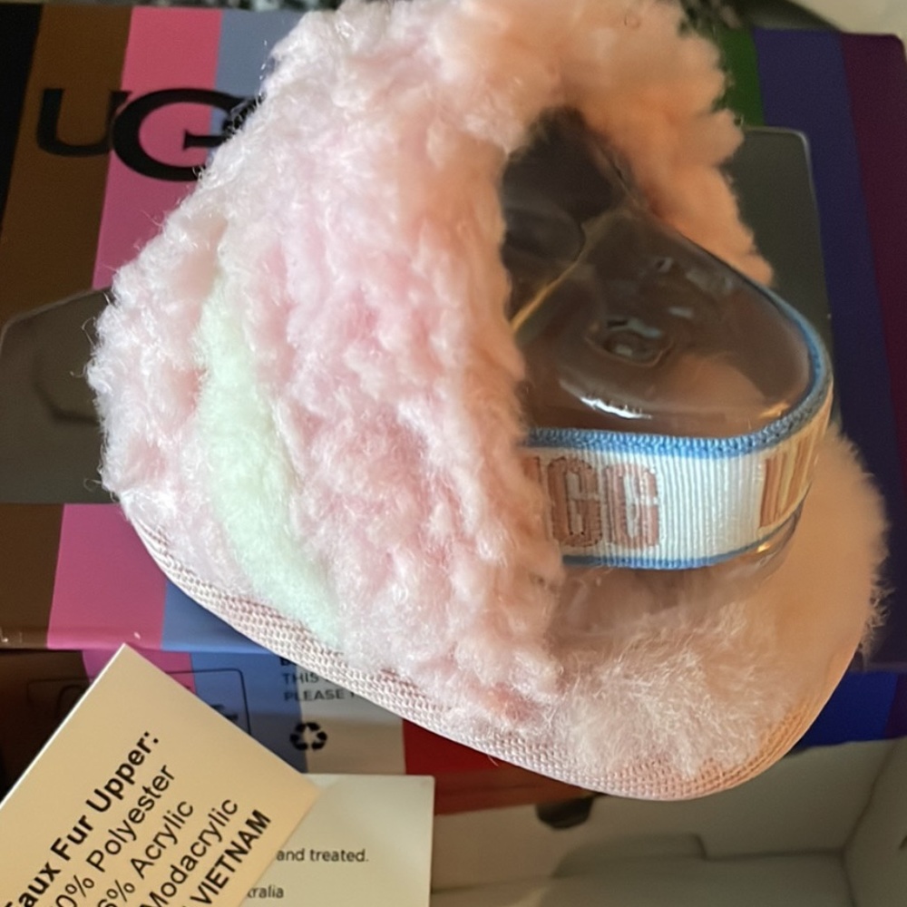 Newborn Ugg slides - Picture 1 of 6